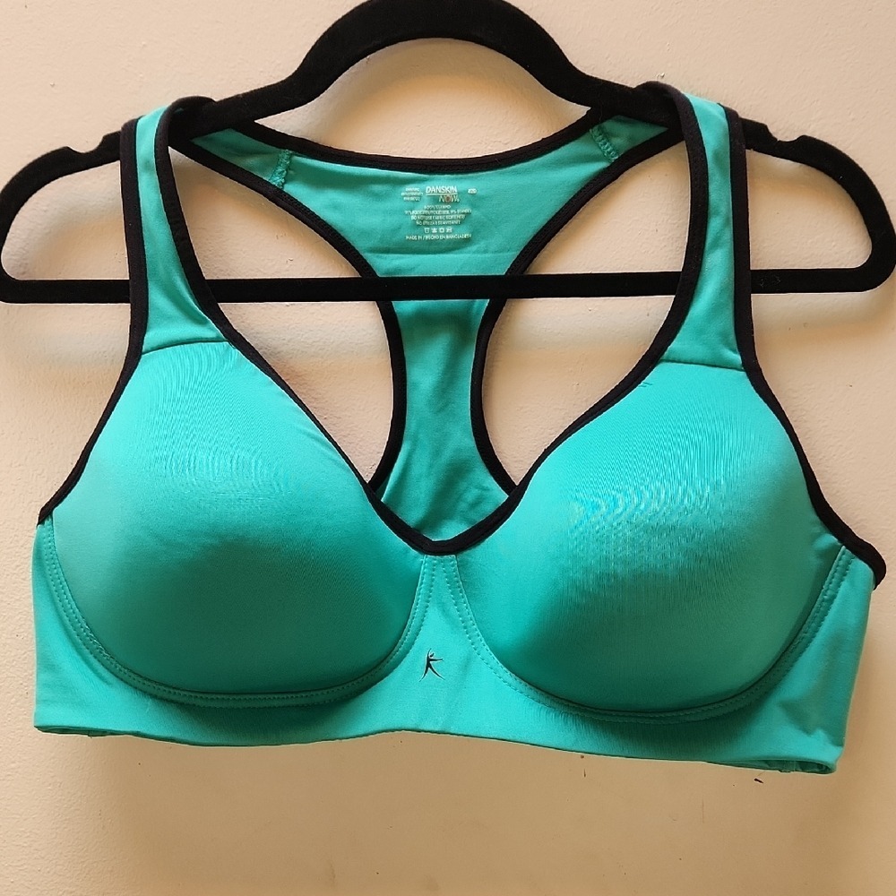 Danskin Now Sports Bra, Size 42D